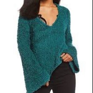 𝅺FREE People Womens Cropped Bell Sleeves Sweater